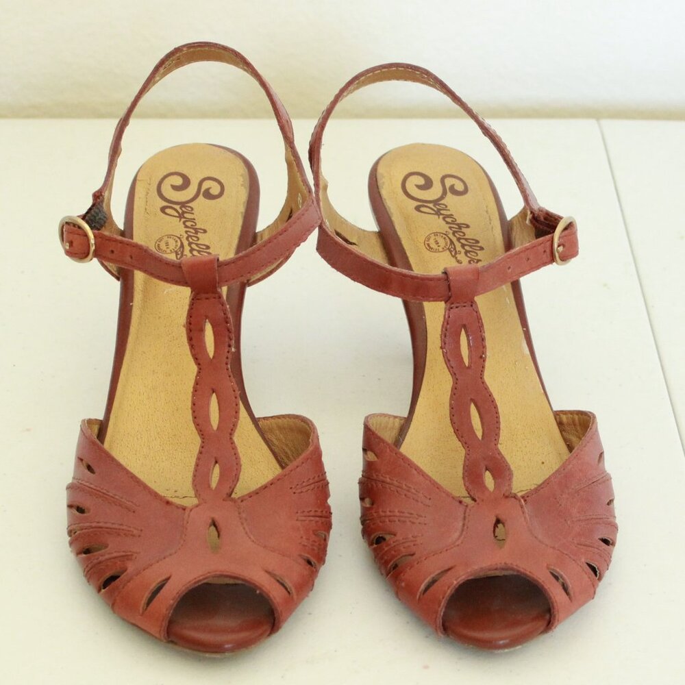 Seychelles cognac brown slingback T-strap peep toe heels size 8